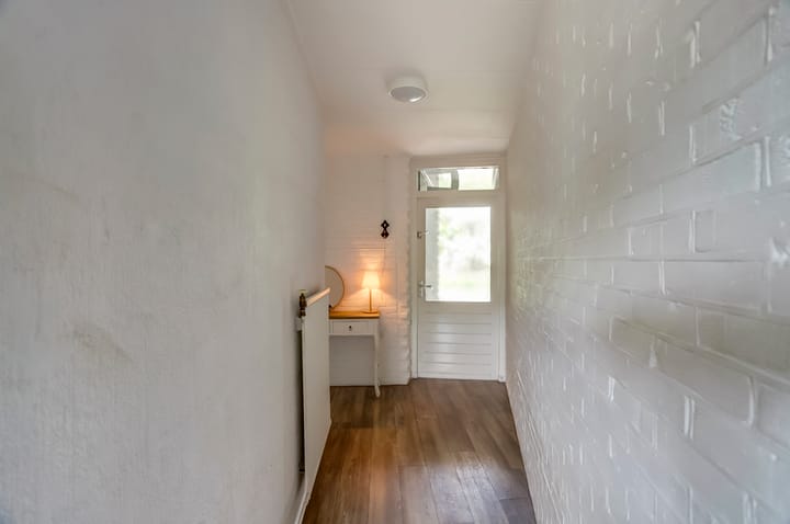 Photo 12 of J. Duikerstraat 20