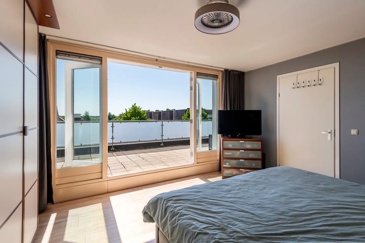 Photo 36 of Ruisvoorn 9