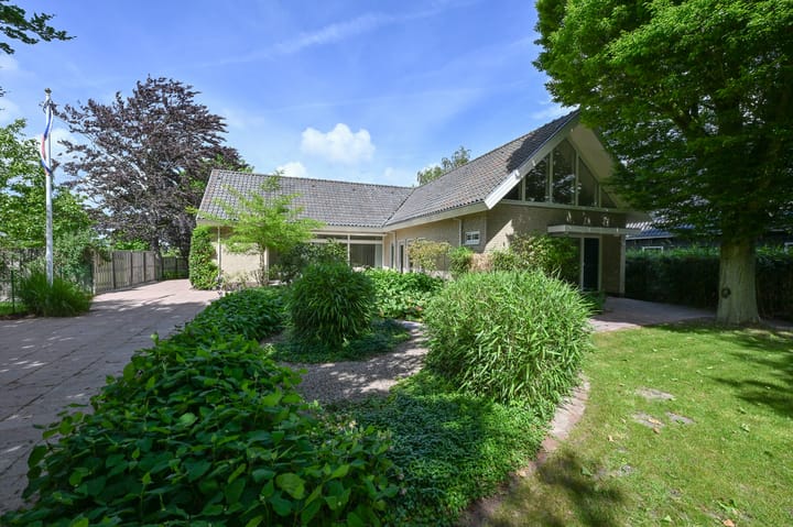 Foto 2 van Dorpsstraat 31