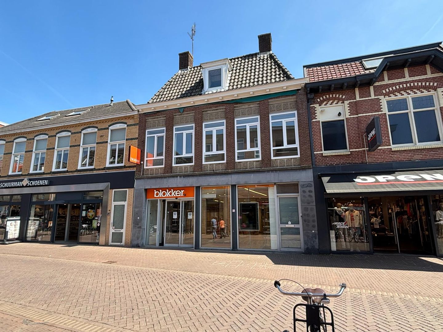 View photo 3 of Marktstraat 25