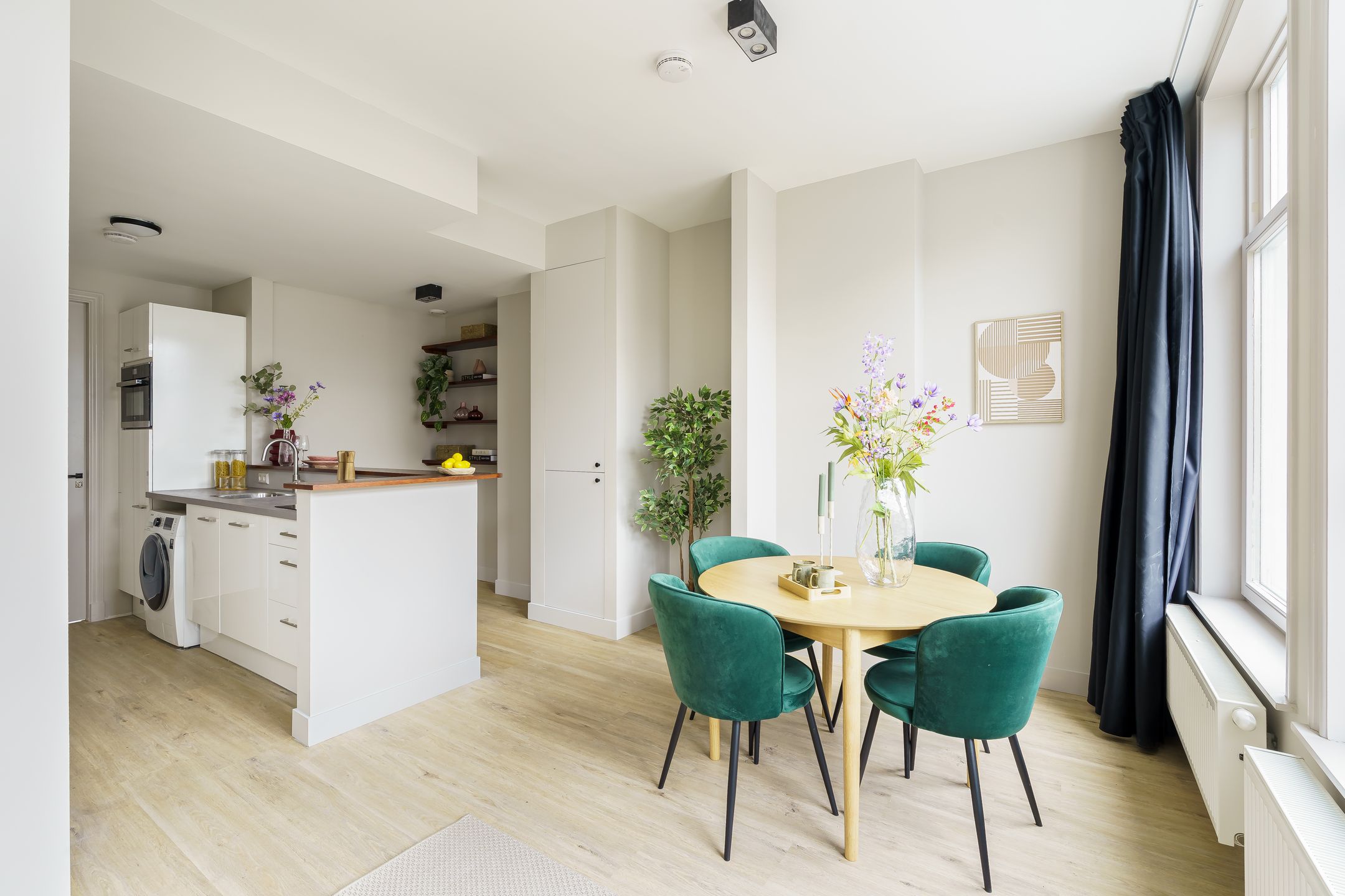 Photo 12 of Generaal Joubertstraat 11-A