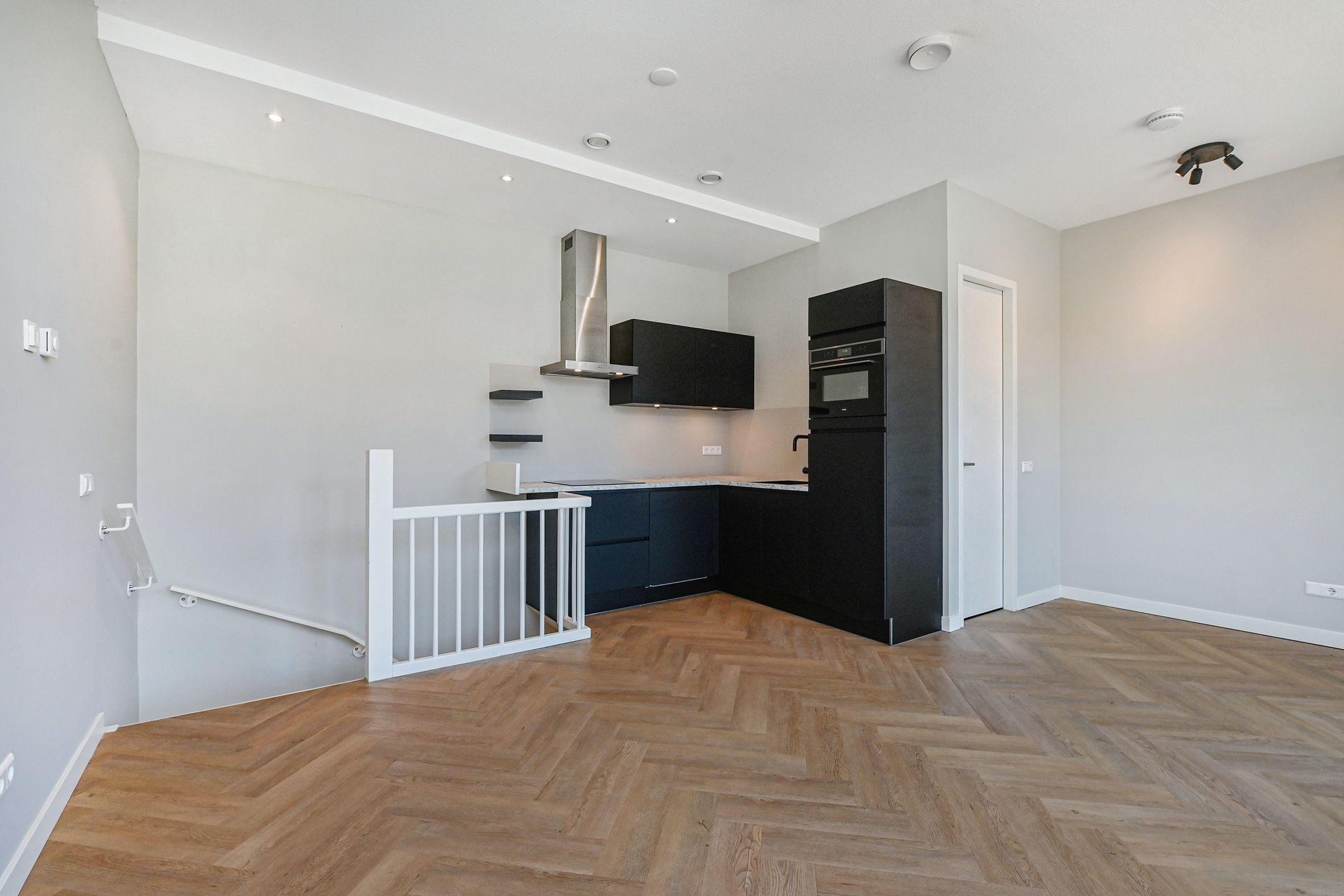 Photo 21 of Coenderstraat 160