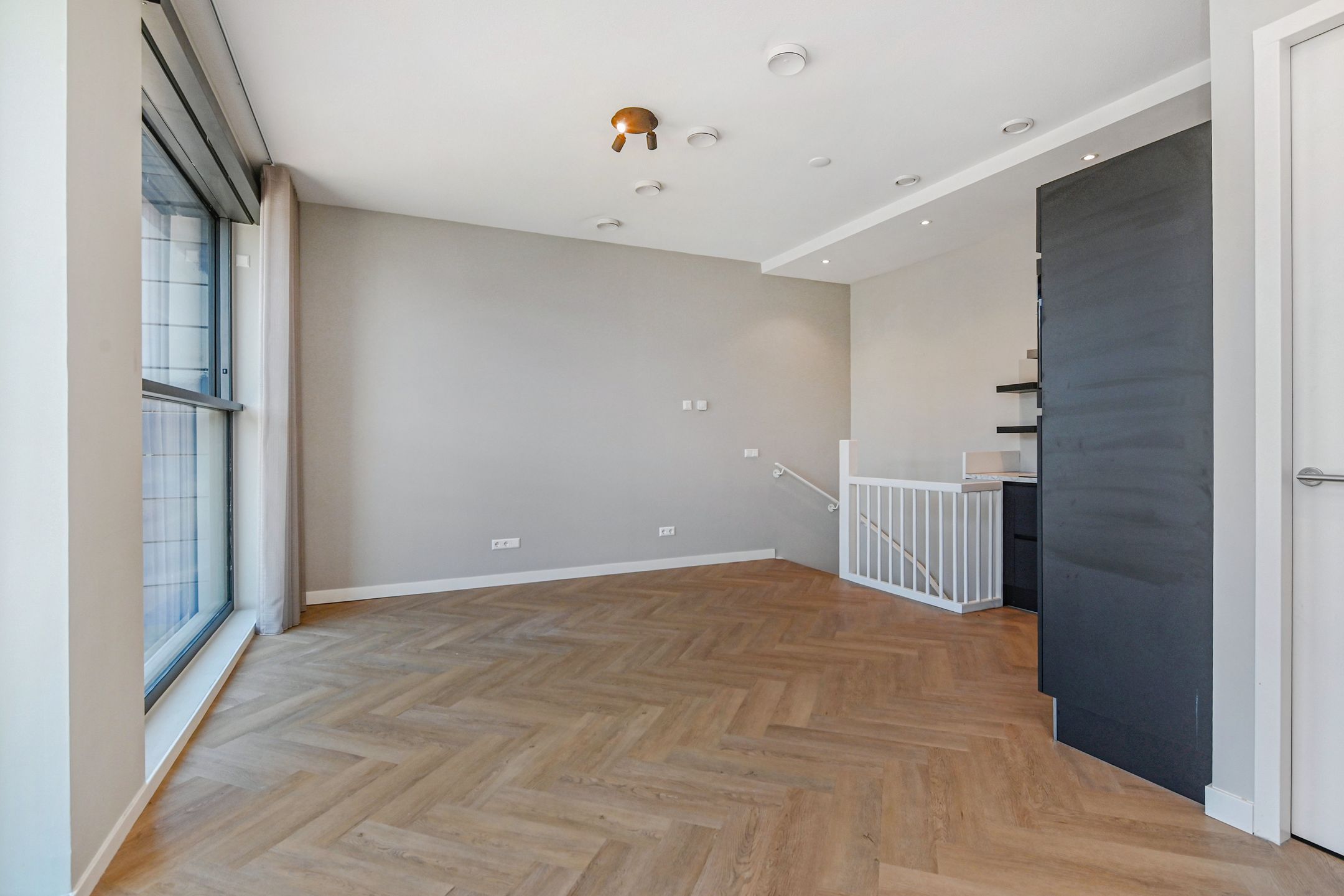 Photo 24 of Coenderstraat 160