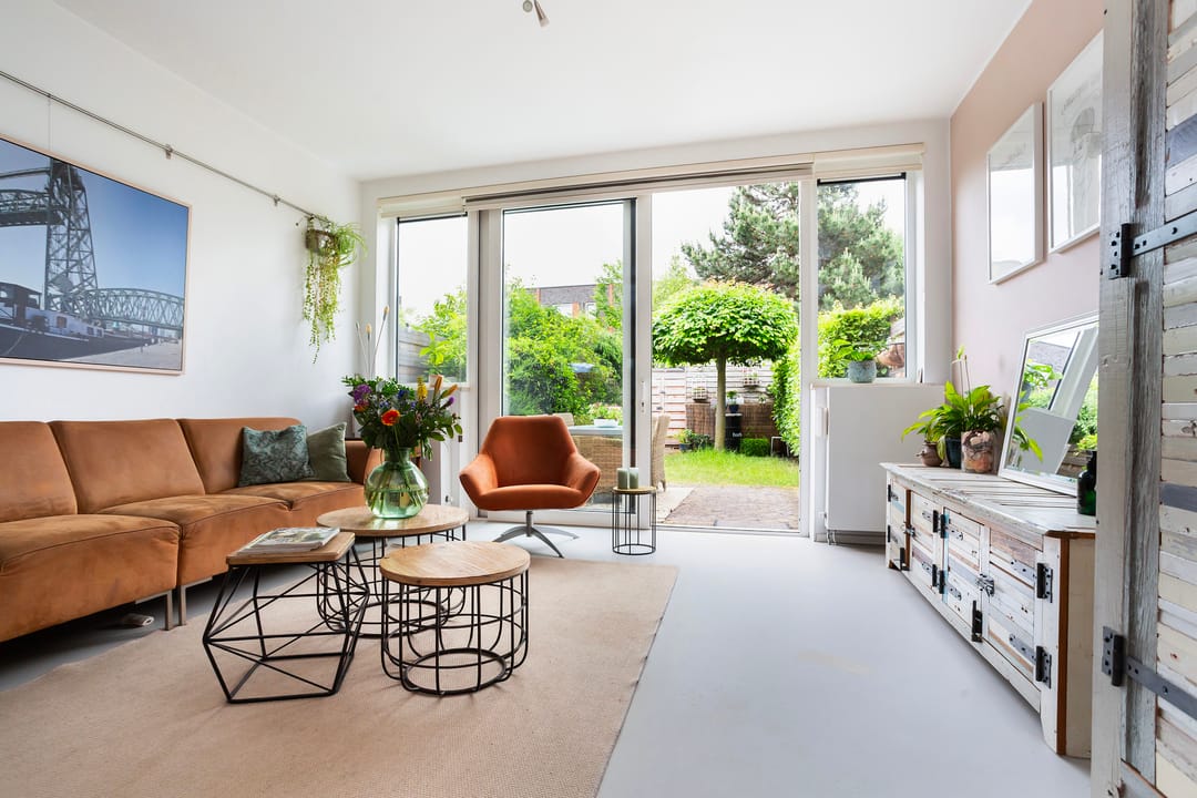 Foto 1 van J.H. van den Broekstraat 10