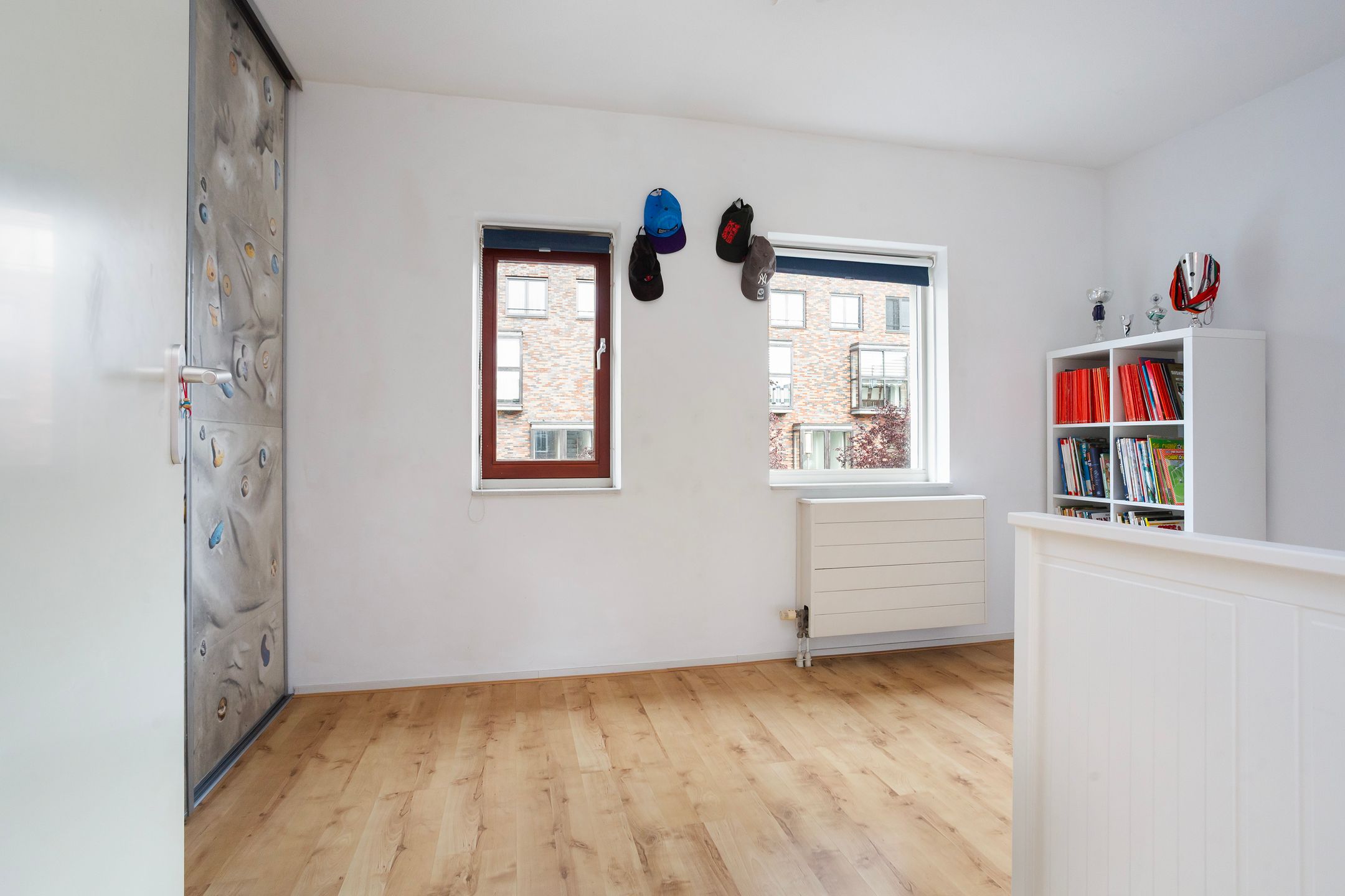 Foto 15 van J.H. van den Broekstraat 10