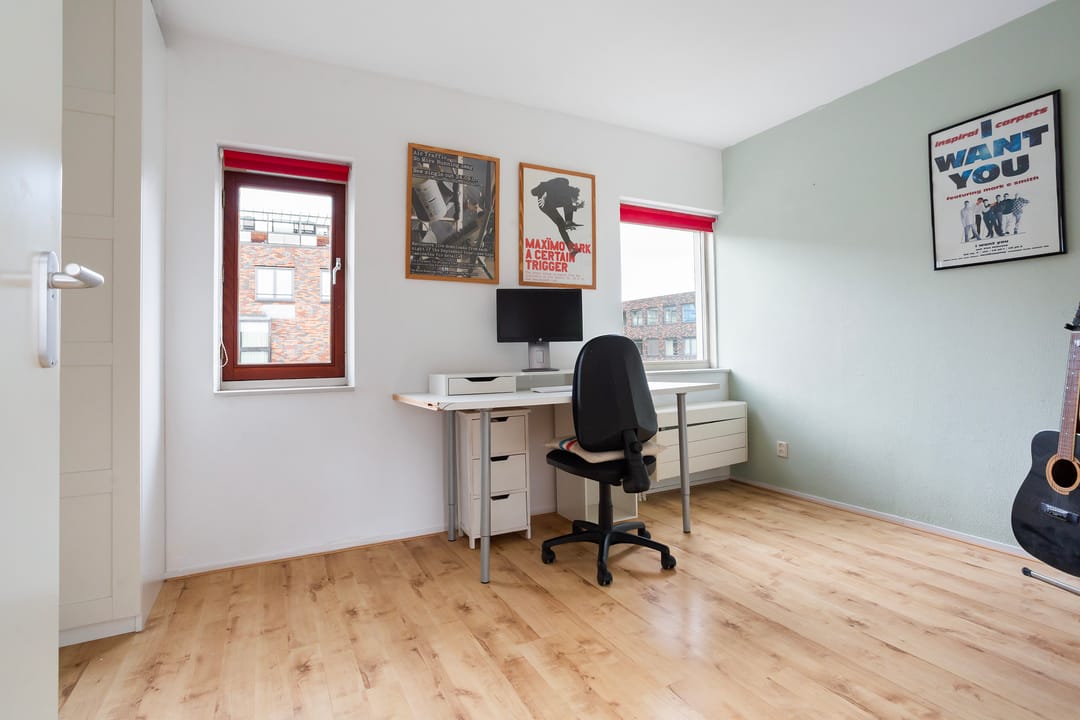 Foto 17 van J.H. van den Broekstraat 10