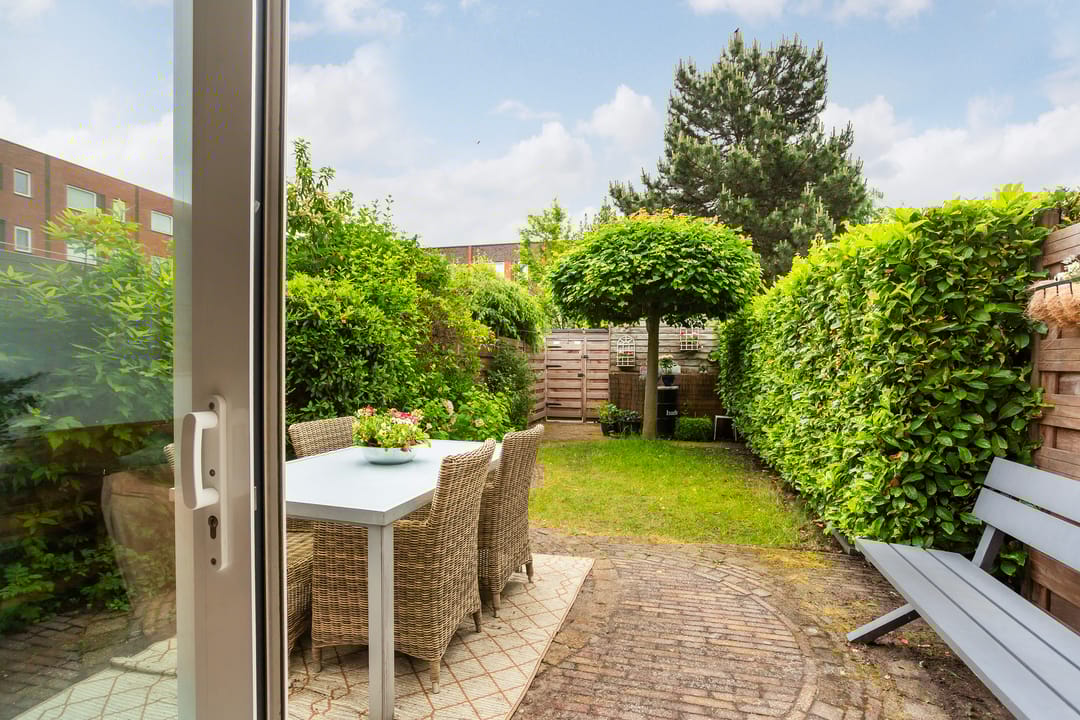 Foto 23 van J.H. van den Broekstraat 10