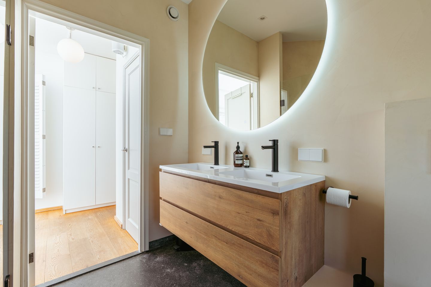 Foto 29 van Hoofddorpplein 5-3