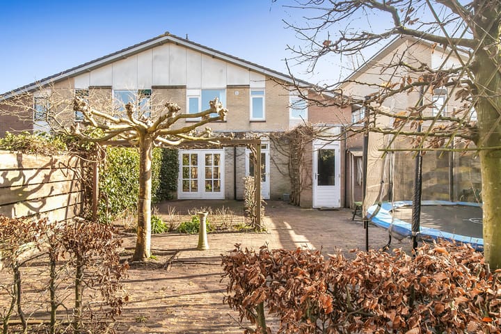 Foto 36 van Rogier van Otterloolaan 49