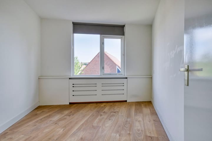 Photo 20 of Binnenhof 215