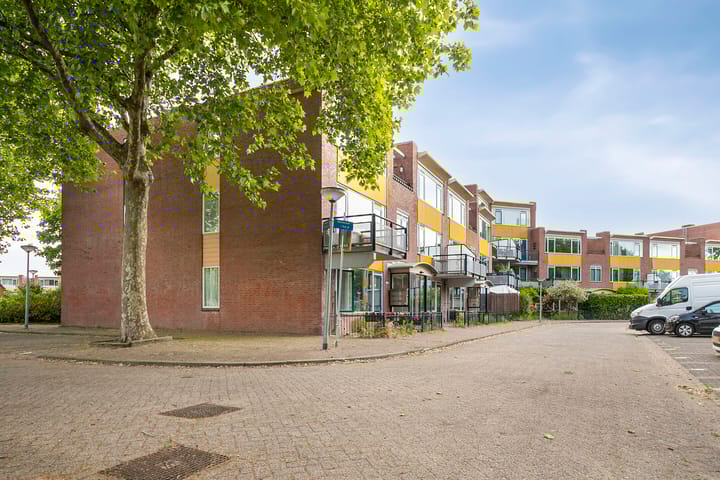 Photo 33 of Binnenhof 215