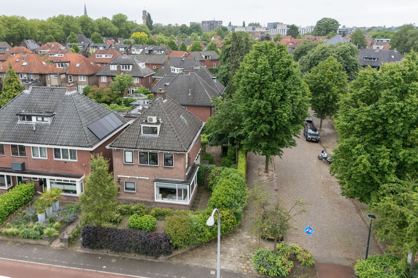 Mr. P.J. Troelstrastraat 36-A main image