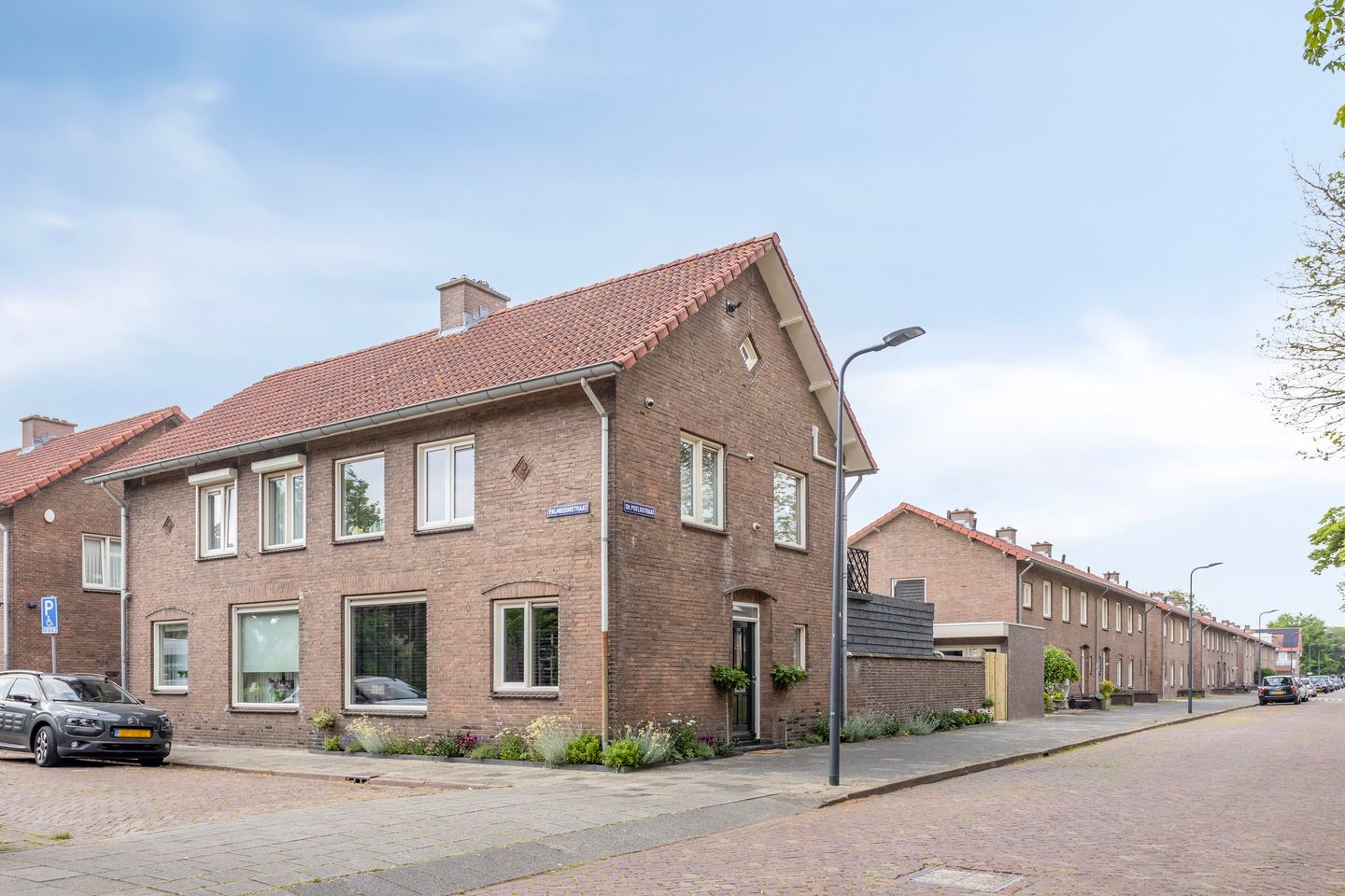 Foto 35 van Dr. Poelsstraat 35