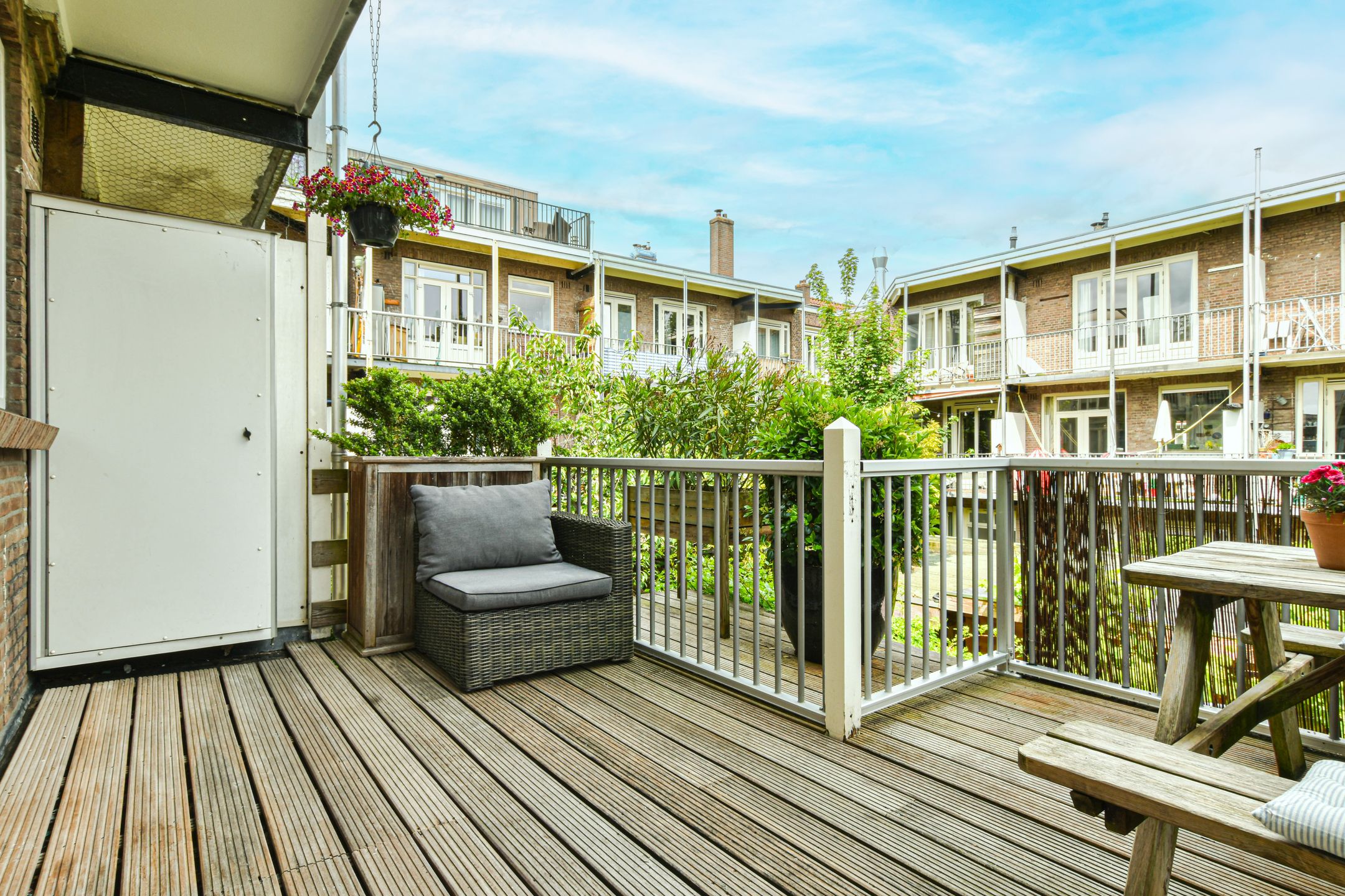 Foto 12 van Linnaeusparkweg 135-1