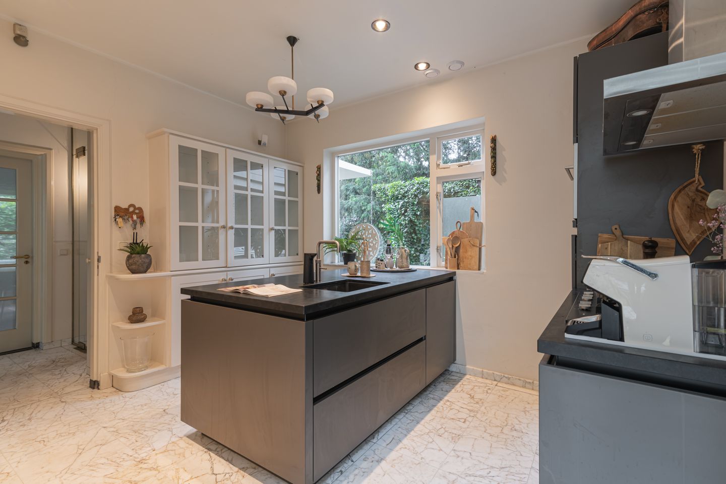 Foto 14 van Oranjelaan 3