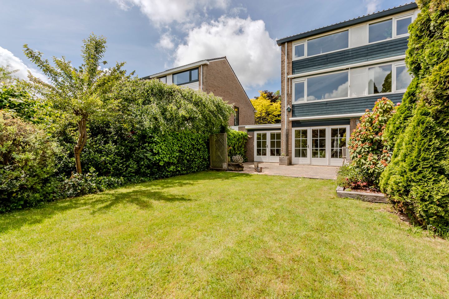 Photo 49 of Raadhuisstraat 10