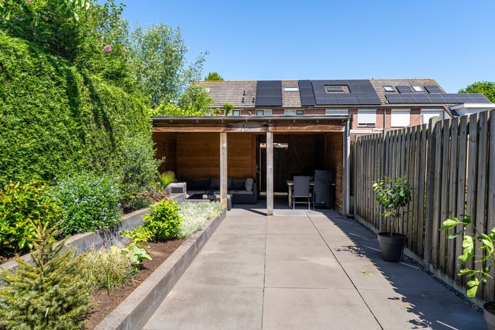 Foto 25 van Jasmijn 18