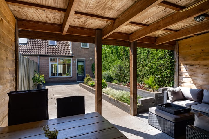 Foto 27 van Jasmijn 18