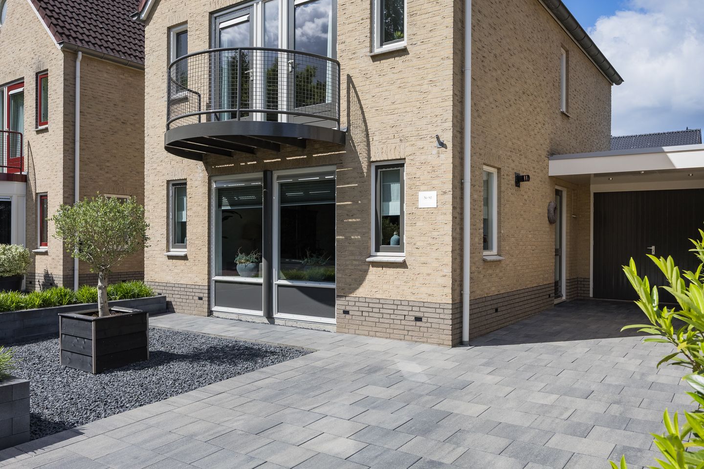 Foto 5 van Baron van Sytzamastraat 92