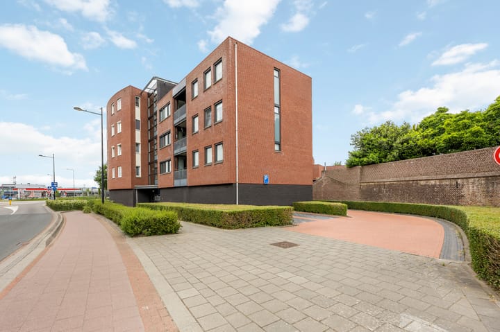 Photo 36 of Zuiderpoort 32