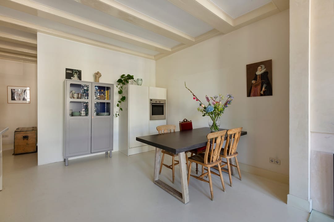 Foto 8 van Oudezijds Voorburgwal 233-B