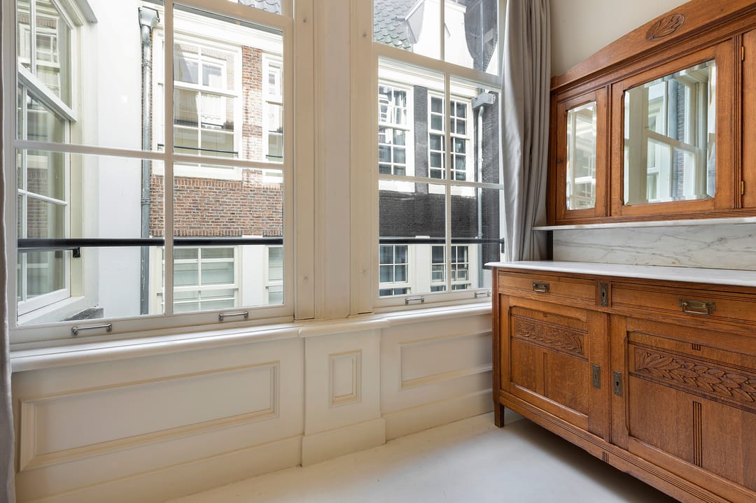 Foto 11 van Oudezijds Voorburgwal 233-B