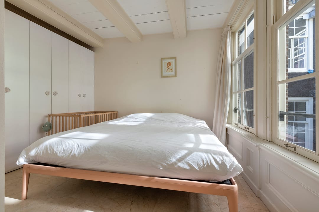 Foto 16 van Oudezijds Voorburgwal 233-B