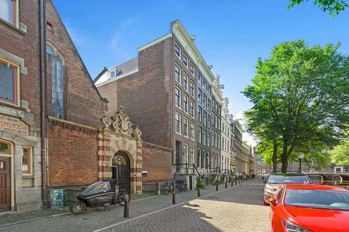 Foto 25 van Oudezijds Voorburgwal 233-B