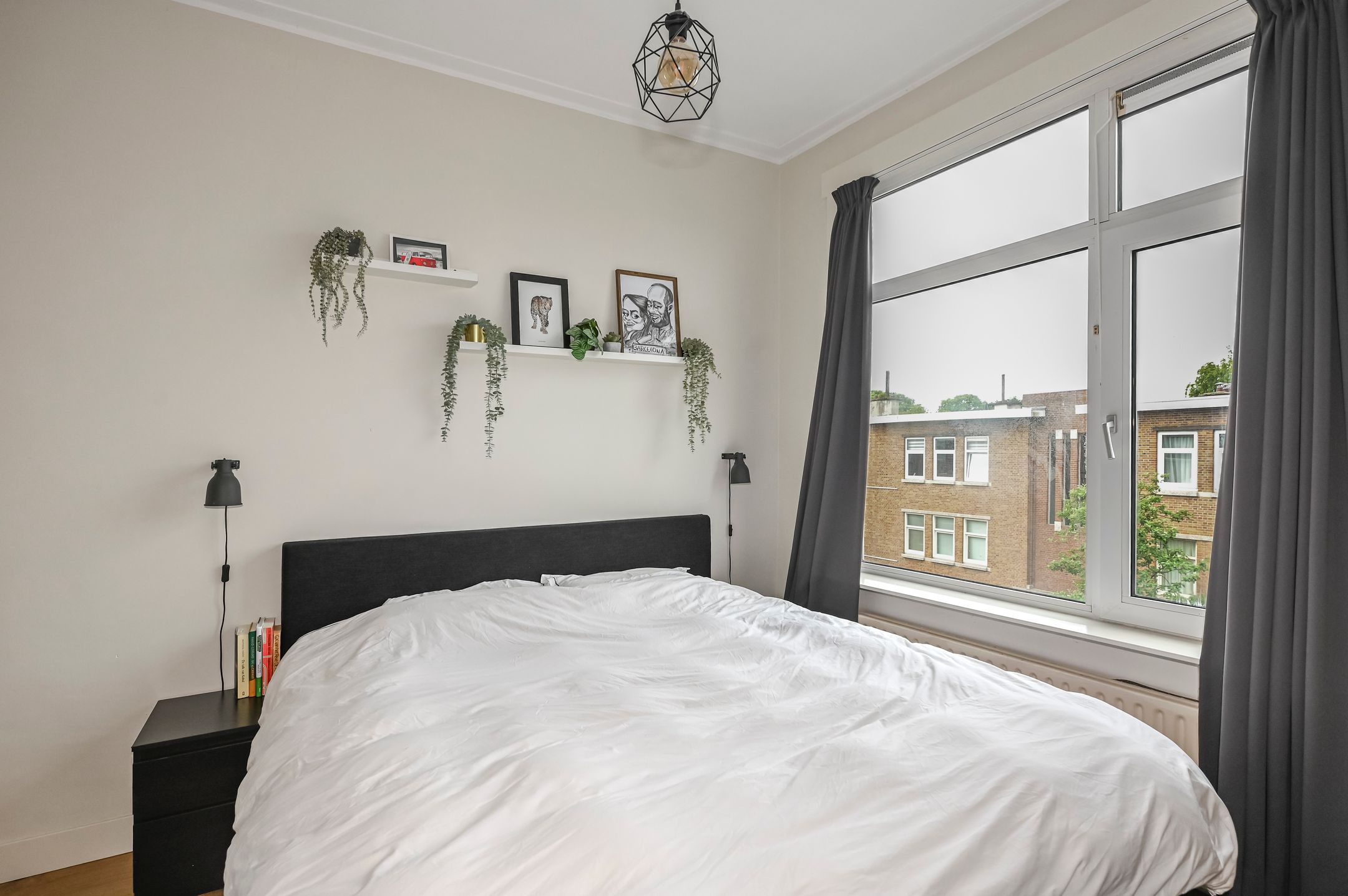 Photo 24 of Kamperfoeliestraat 209