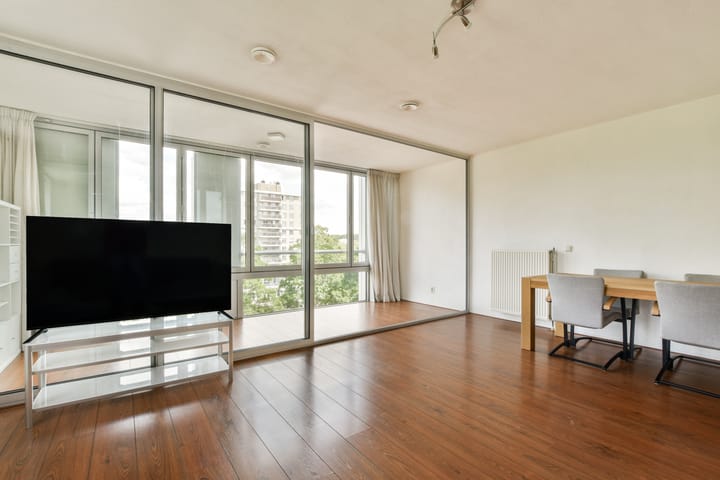 Foto 5 van Van Leijenberghlaan 2-H