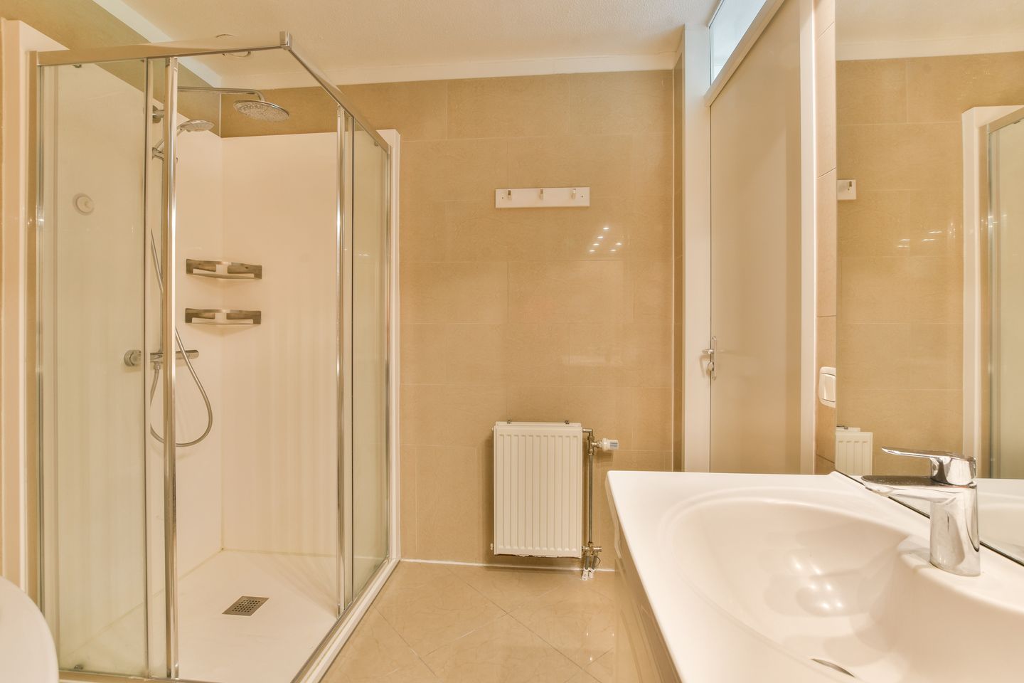 Photo 10 of Van Leijenberghlaan 2-H