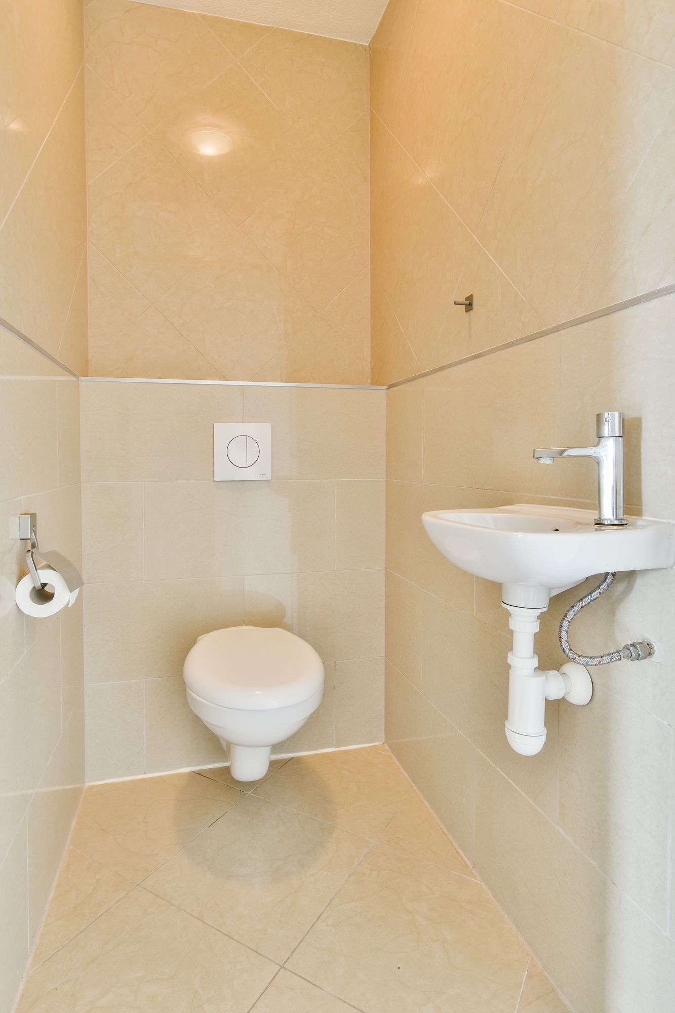 Photo 12 of Van Leijenberghlaan 2-H