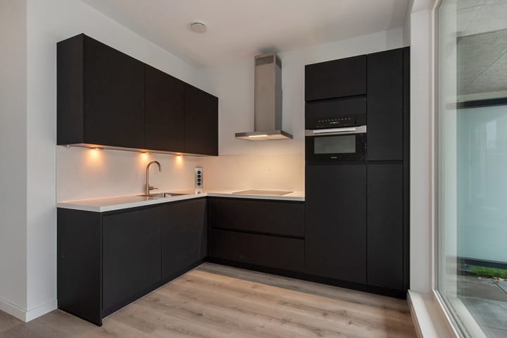 Photo 18 of Leidsewallen 37-A