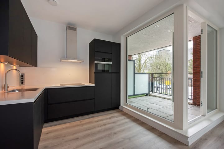 Photo 20 of Leidsewallen 37-A