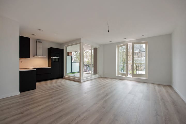 Photo 1 of Leidsewallen 37-A