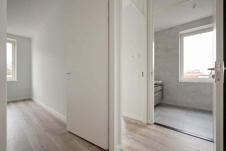 Photo 29 of Leidsewallen 37-A