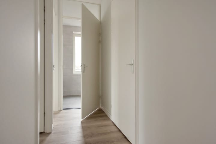 Photo 35 of Leidsewallen 37-A