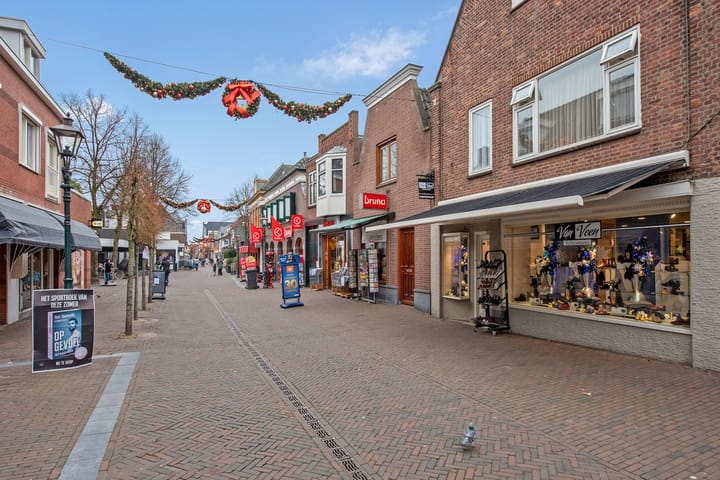 Photo 49 of Leidsewallen 37-A