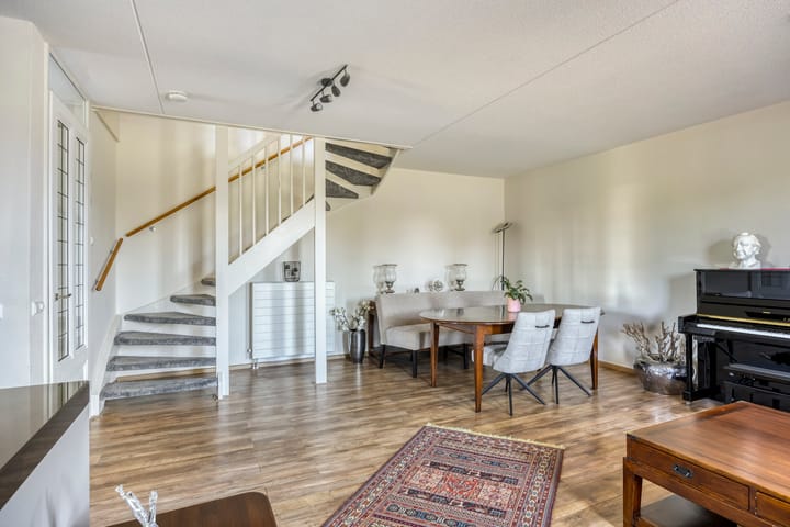 Foto 3 van Gentiaan 33