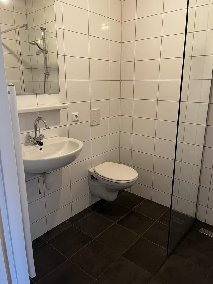 Photo 5 of Nieuw Baarnstraat 9-B