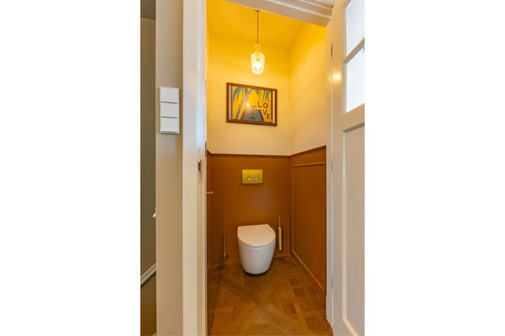 Photo 49 of Penninglaan 28