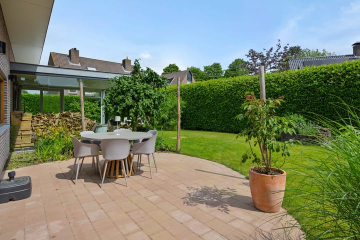 Foto 55 van Poirtersstraat 12