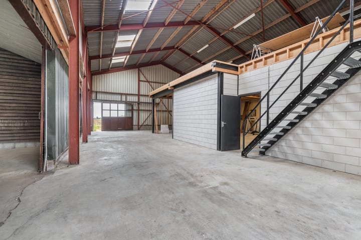 Foto 26 van Dorp 225