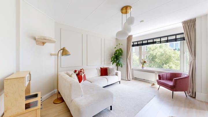 Photo 6 of Esmoreitstraat 41-2