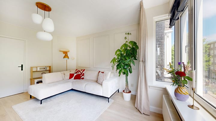 Photo 7 of Esmoreitstraat 41-2