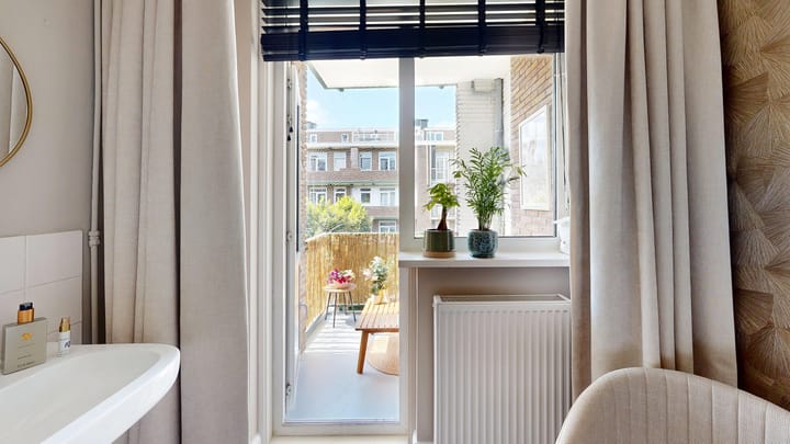 Photo 20 of Esmoreitstraat 41-2