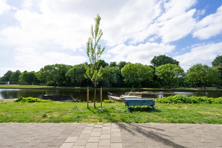 Photo 33 of Esmoreitstraat 41-2