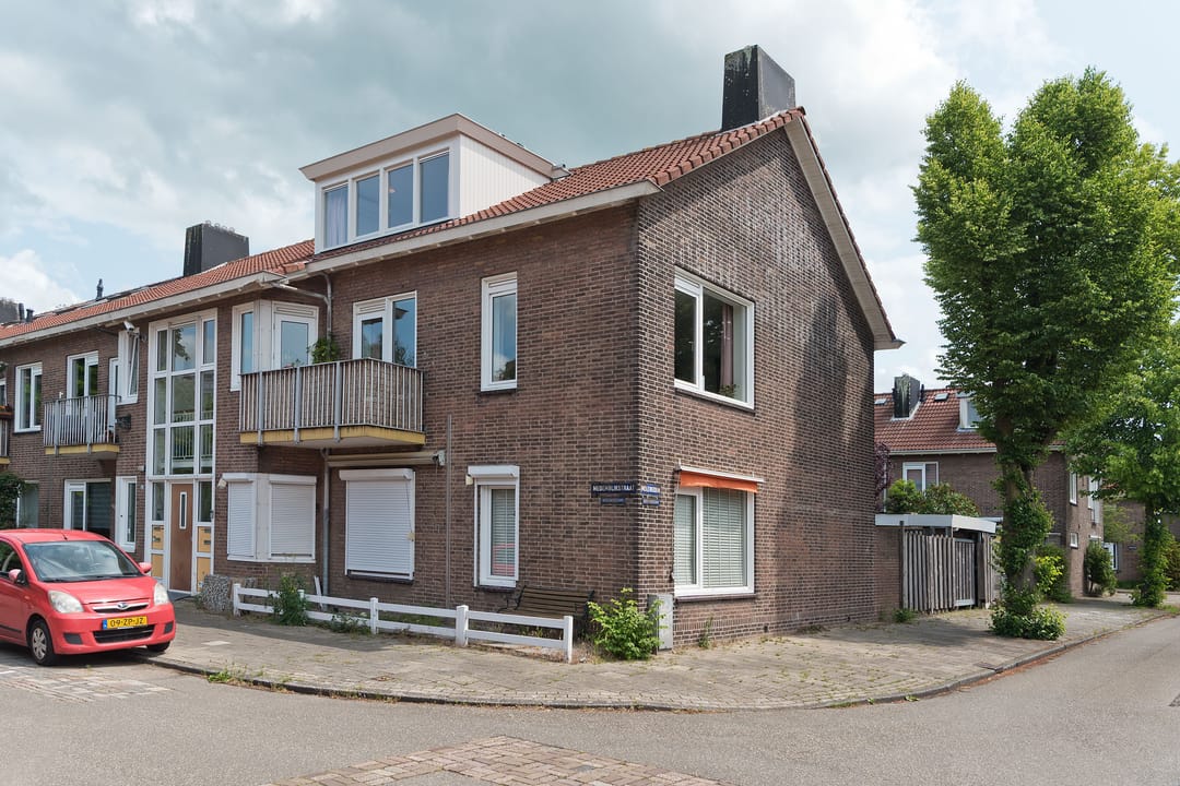 Photo 1 of Medemblikstraat 50-1