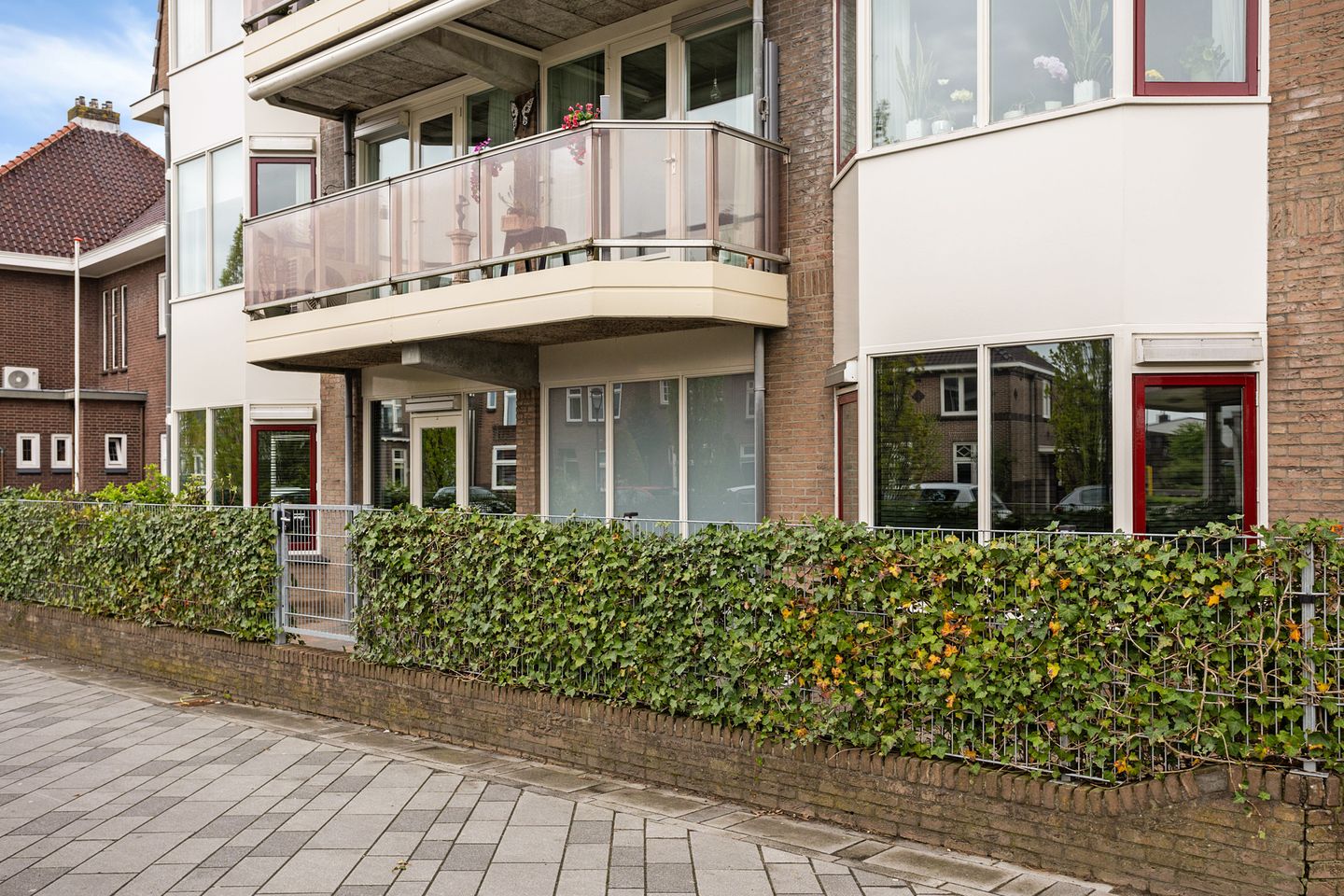 Foto 4 van Stationsplein 7