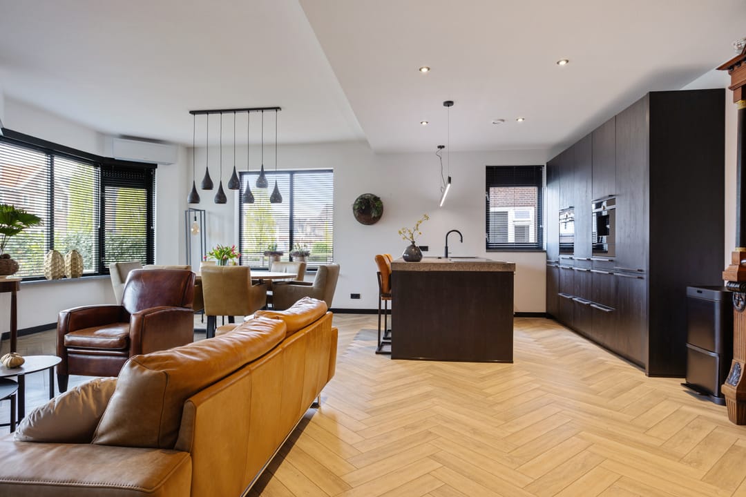 Foto 28 van Stationsplein 7